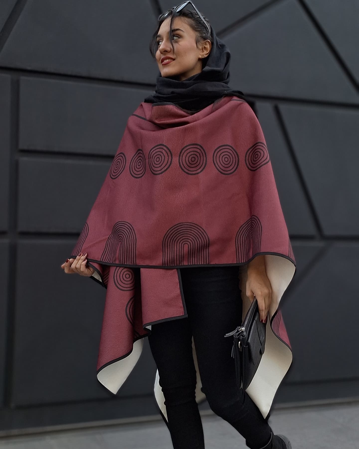 پانچو زرشکی